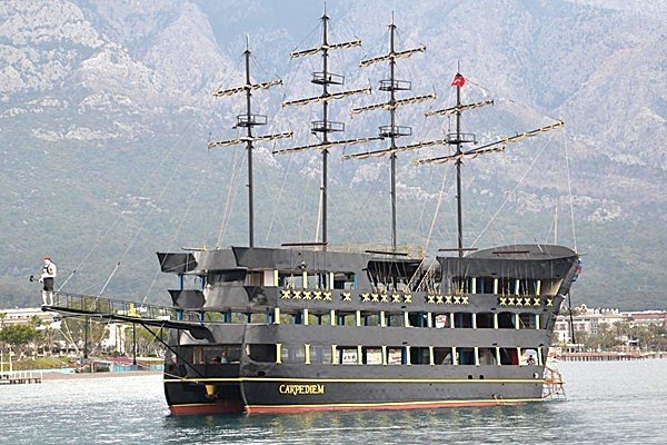 Kemer Pirate Boat Trip Red Dragon — With Lunch